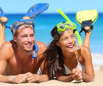 Nassau: Island Hopping Boat Tour w/ Reef Snorkeling & Beach