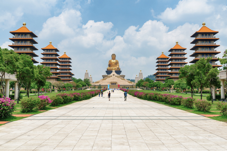 Kaohsiung: Fo Guang Shan, Lotus Pond, Qishan & Pier-2 Tour