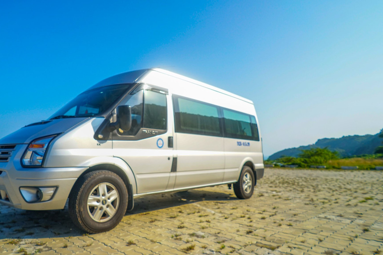 Hanoi: Traslado a Ninh Binh Coche privadoOpción estándar