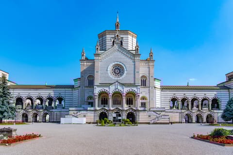 Cimitero Monumentale di Milano: tour a piedi