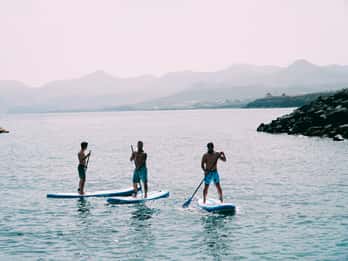 Puerto del Carmen: SUP Stand-Up Paddle class with insturctor
