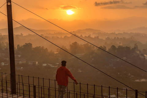 Ella: Bomburu Ella Waterfall & Porawagala View Point Tour