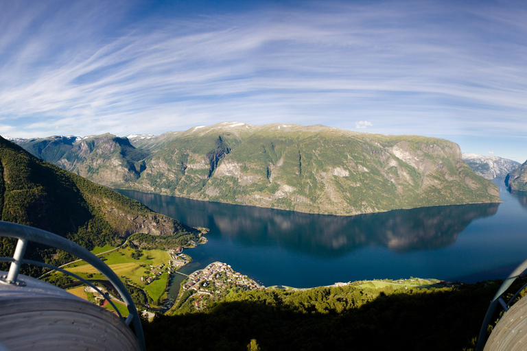 Bergen: Nærøyfjorden, Flåm e Stegastein Tour guidato in autobus