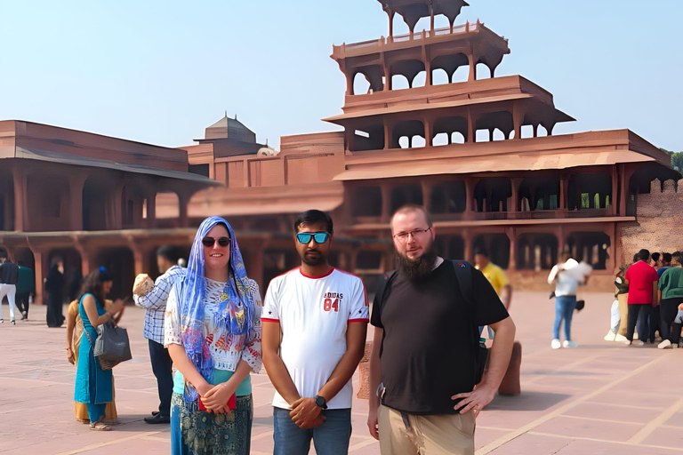 From Delhi: Taj Mahal & Agra City Tour with Fatehpur Sikri Private Tour with Tour Guide Only