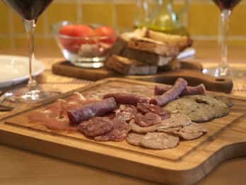 Girona: Historia y Gastronomía Grupo reducido con degustaciones