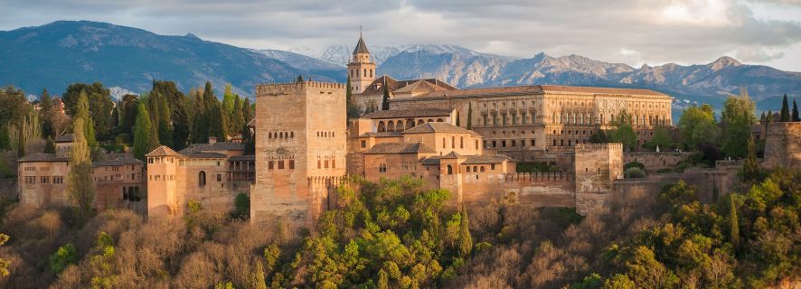 Granada: Alhambra Palace Skip-The-Line Ticket & Audio Tour