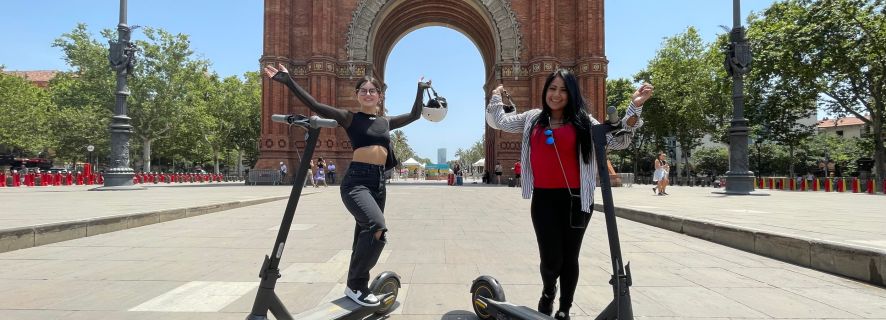 Barcelona: passeio de e-Scooter de 2 horas