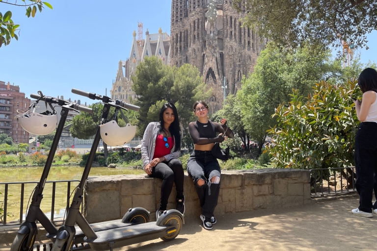 Barcelona: 2 uur durende e-scootertour