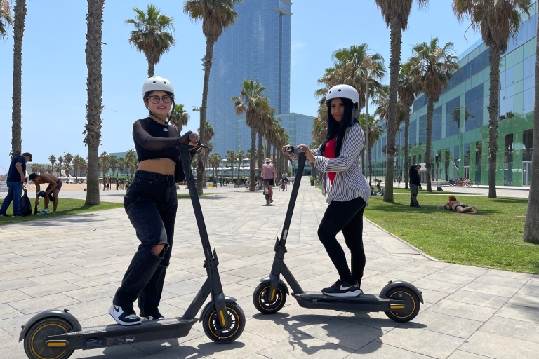 Barcelona: tour panorámico en scooter eléctrico