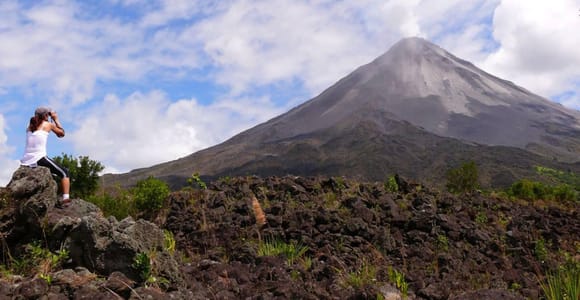 La Fortuna: Arenal Volcano, Lunch, & Hot Springs Morning Tour
