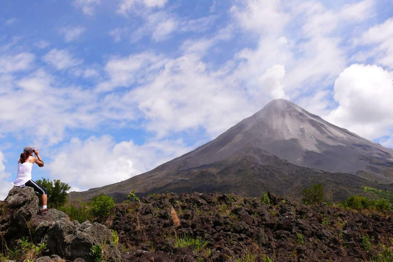 La Fortuna: tour mattutino del vulcano Arenal, pranzo e sorgenti termaliVulcano Arenal, pranzo e tour mattutino di Hotsprings