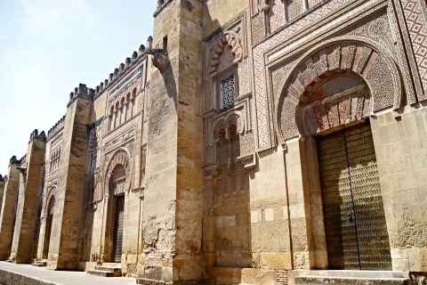 De Séville: excursion guidée d'une journée à Cordoue et à la mosquéeCordoue et sa mosquée depuis Séville