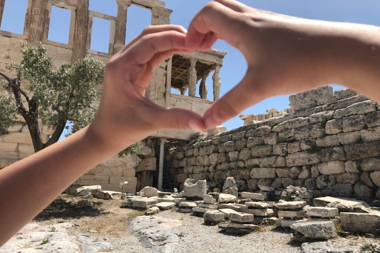 Ateny: wycieczka z przewodnikiem po Akropolu w języku hiszpańskim bez biletówAteny: wycieczka z przewodnikiem po Akropolu w języku hiszpańskim