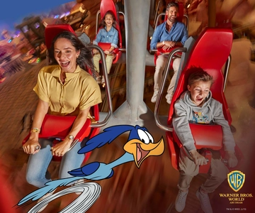 From Dubai: Abu Dhabi Day Tour with Warner Bros World Ticket