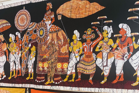 Giriulla: Batik Factory Tour with Ceylon Tea and Sweets