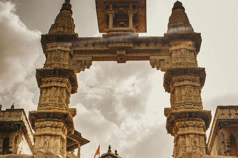 Jaipur: Amer Jagatshromani tempel bezoeken