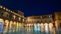 Ascoli Piceno, Marche du soir avec dégustation d'Anisette - Hizvo