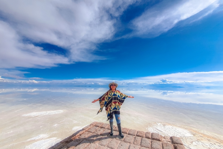 Van La Paz: Uyuni Salt Flat Tour & Overnachting Retourbus