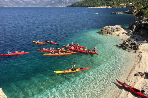 Lefkada: Tour della Grotta Azzurra in kayak con un assaggio della Grecia