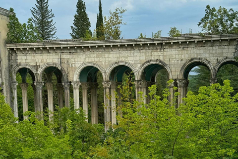 Excursion d&#039;une journée de Tbilissi à Kutaisi et Tskaltubo