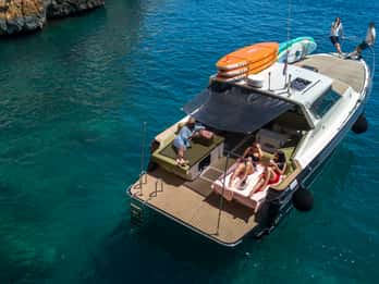From Hvar: Blue Cave and Island-Hopping Yacht Tour