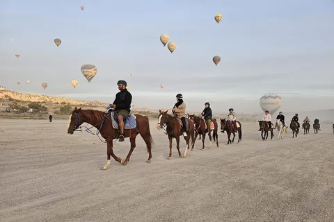 Cappadocia : Horseback riding with fantastic view