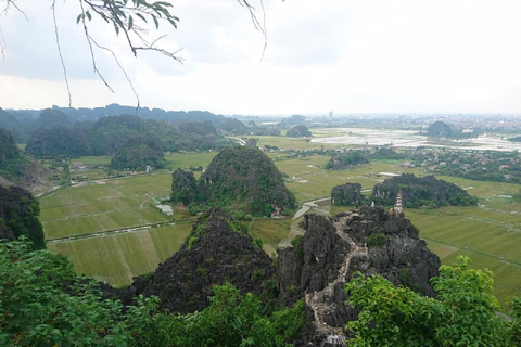 Van Hanoi: begeleide dagtocht naar Ninh Binh en Tràng An