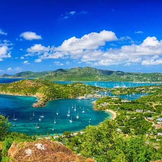 Da St John's: tour storico di Antigua con visita alla spiaggia