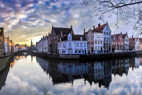 Bruges: visite privée en soirée du côté obscur de Bruges d'une heure et demieVisite en français