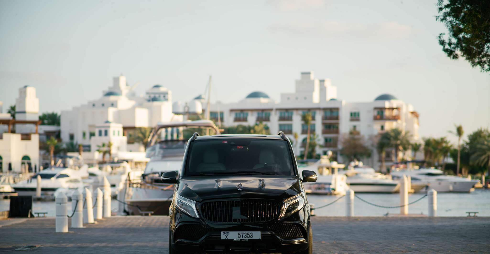 From Dubai, Private Van Transfer in Maybach - Hizvo