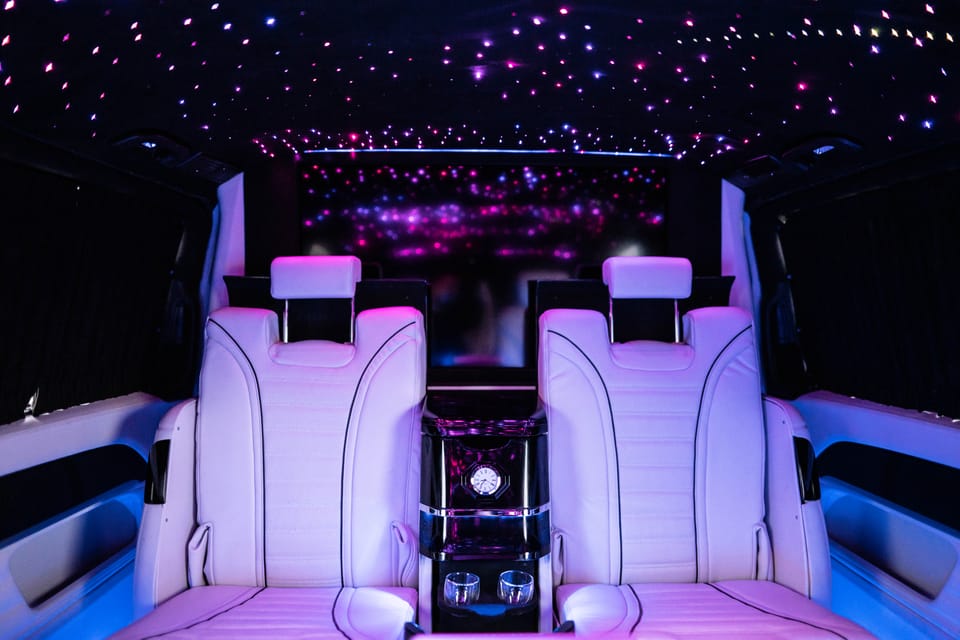 Van Dubai, Private Van Transfer in Maybach - Hizvo