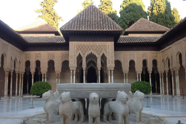 De Málaga: Viagem de 1 dia a Granada com Alhambra