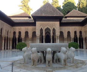 From Malaga: Granada Full-Day Trip with Alhambra