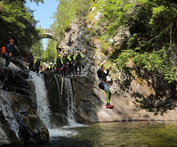 Pitlochry : Canyoning avancé dans les chutes supérieures de Bruar