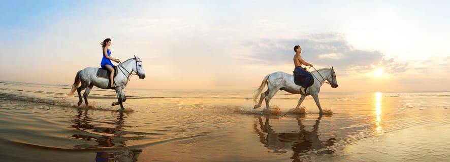 Taghazout: Sunset Horse Riding Experience on the Beach