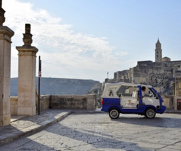 Matera: Panoramic Tuk-Tuk Tour