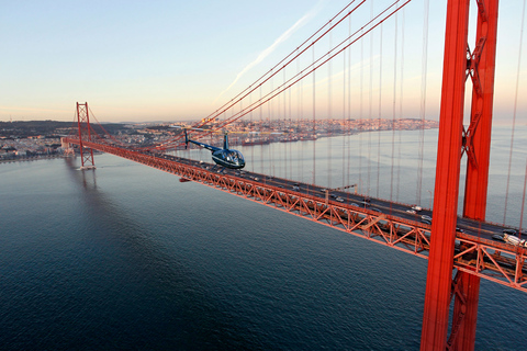 Lissabon: begeleide wandel-, tram-, boot- en helikoptertour