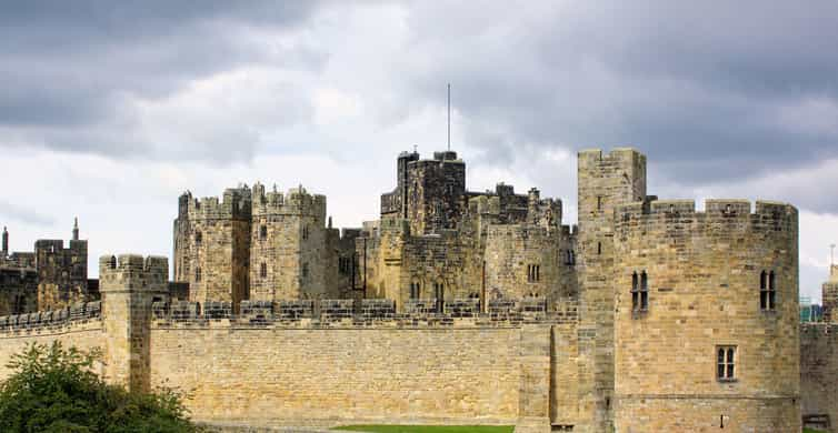 Alnwick Castle, Alnwick - Book Tickets & Tours | GetYourGuide