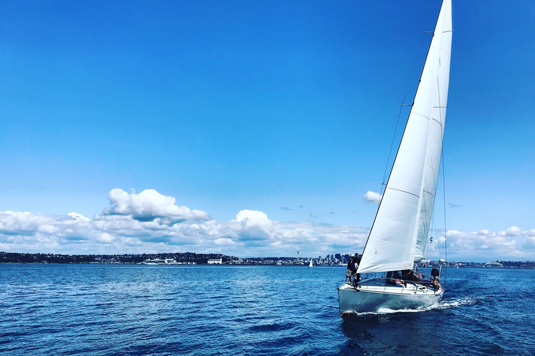 Seattle: Elliott Bay Sailing Cruise