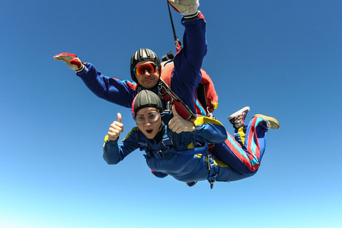 Au départ de Taghazout : Voyage de parachutisme avec transfert et petit-déjeuner