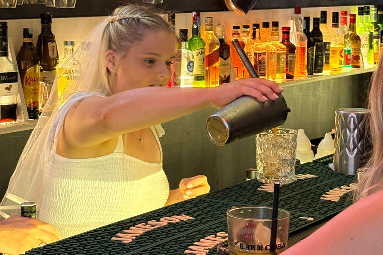 Cocktail Masterclass in Lisbon: 3 Cocktails with a Pro