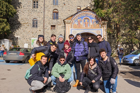 Desde Sofía: tour de 1 día del monasterio de Rila y BoyanaTour de 1 día del monasterio de Rila y Boyana con audioguía