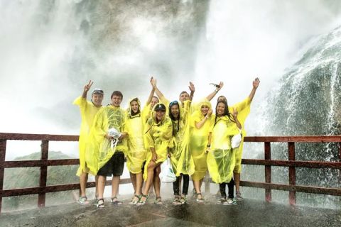 Ниагарский водопад, США: экскурсия по пещерам, лодке и башне с гидом
