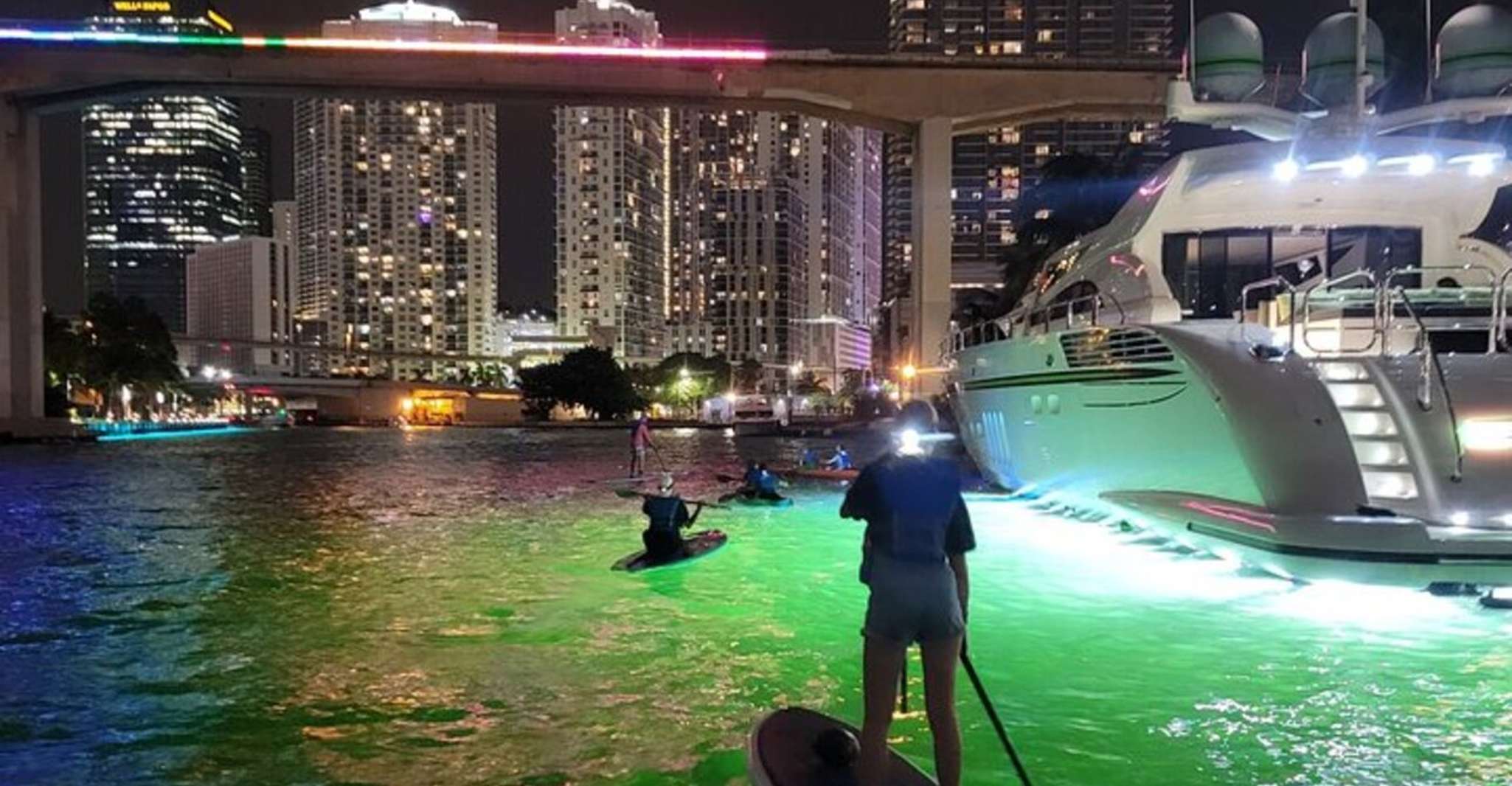 Miami: City Lights SUP or Kayak Night Tour photo 5