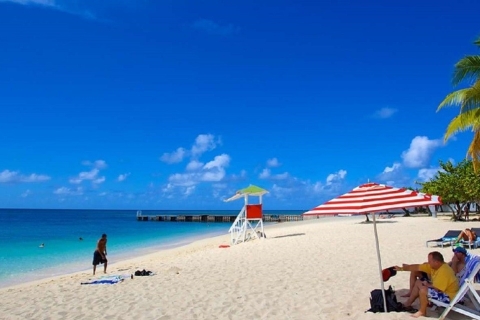 Montego Bay: Doctors Cave Beach Day Trip Private Tour
