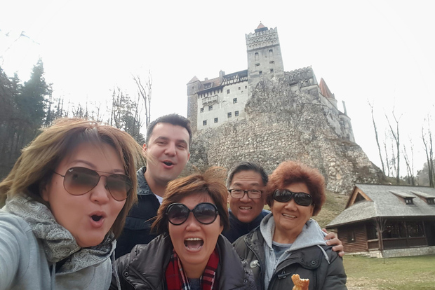 Castello di Peleș, Castelli di Bran e Città di Brasov - Tour privato