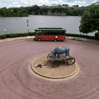 Chattanooga: City Trolley Tour with Coker Museum visit