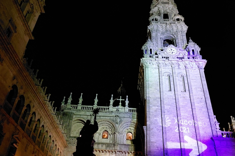Santiago de Compostela: Tierra de Leyendas y Meigas Tour nocturnoSantiago de Compostela: tour nocturno de leyendas y meigas