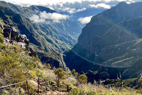 Funchal/Caniço : Transferts pour la randonnée du Pico Do Arieiro et du Pico Ruivo