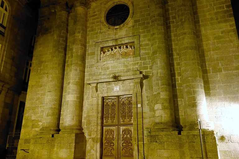 Santiago de Compostela: Kraina legend i nocna wycieczka do MeigasSantiago de Compostela: Kraina legend i nocna wycieczka po Meigas